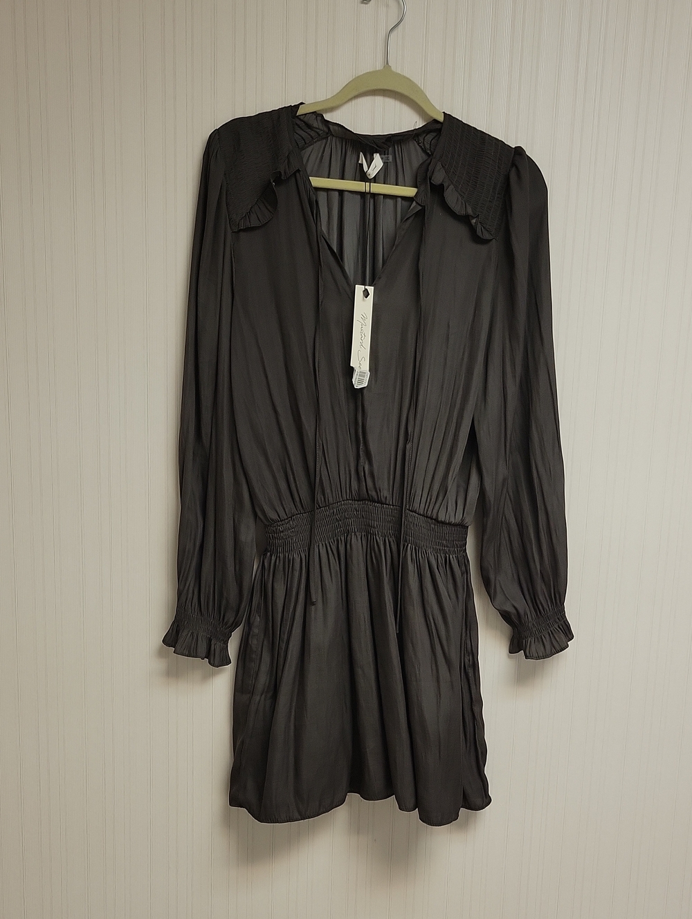 Mustard Seed  Long-Sleeve V-Neck Smocked Waist Flowy Dress New Medium Whimsigoth